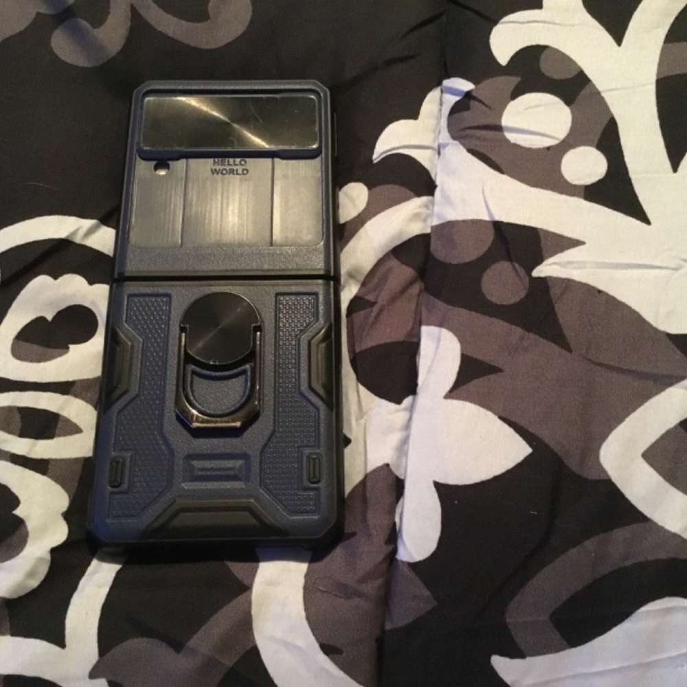 Samsung galaxy z flip 4 for Verizon Wireless - Picture 4 of 4